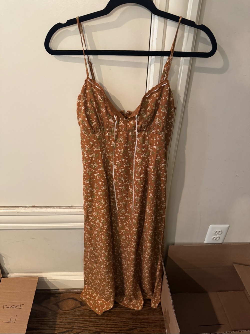 Floral Spaghetti-Strap Midi Dress in Rust